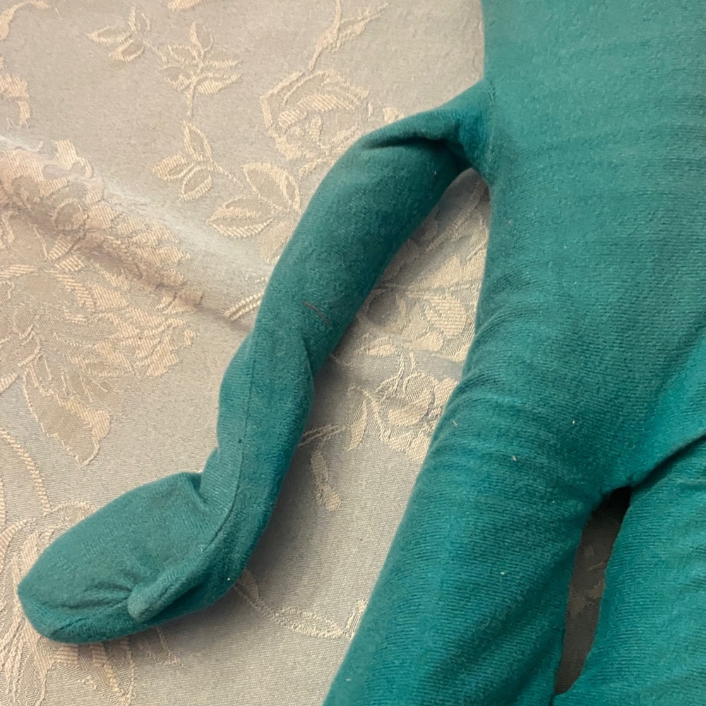 Vintage Gumby 1983 24 inches Teal Plush Toy with Red Eyes - Picture 5 of 11